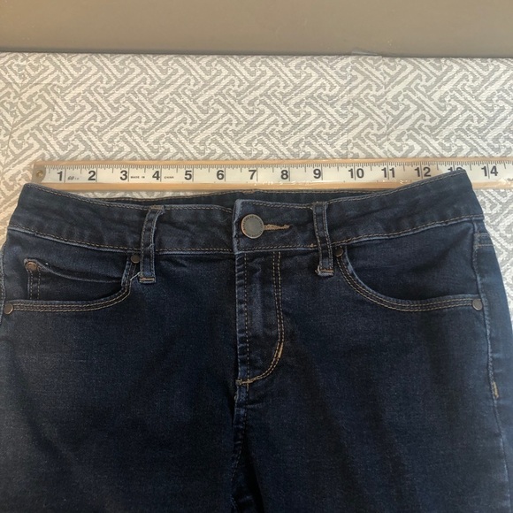 Articles of Society Skinny Frayed Hem 26 - Picture 7 of 10